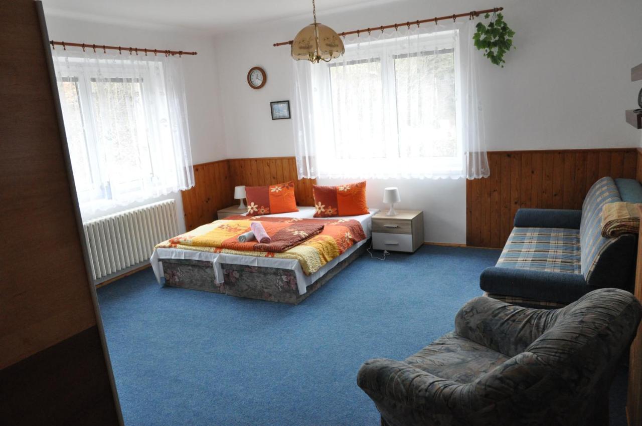 Penzion Zelinka Korenov Luaran gambar